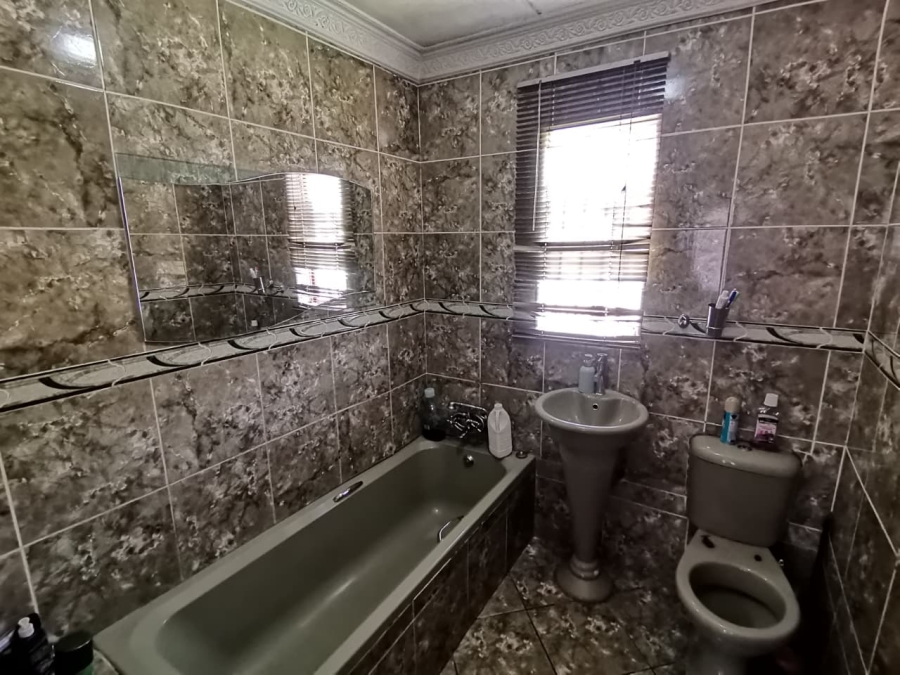 3 Bedroom Property for Sale in Lethlabile North West